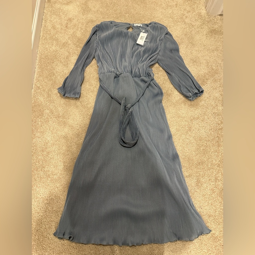 Baltic Born Bethany Pleated Midi Dress light blue Large NWT - Picture 2 of 3